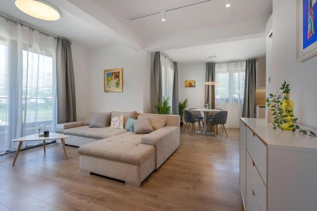 Villa 64 Apartment #3 믈리니 외부 사진